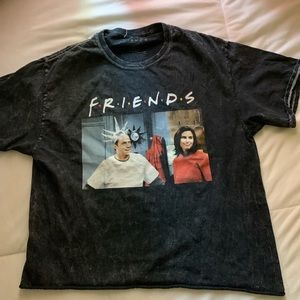 Friends tshirt size M